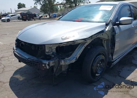 2017 Honda Accord Sport Se z USA, uszkodzony, nr VIN 1HGCR2F12HA130223